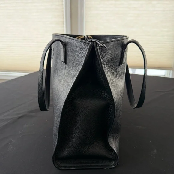 Tory Burch Black Pebbled Leather Tote